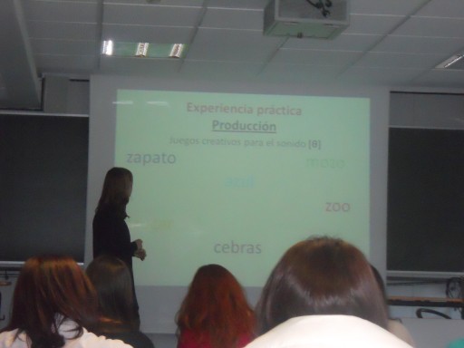 Ana Isabel Ribera: Las mímicas articulatorias y las imágenes en la fonética aplicada a la enseñanza de E/LE.