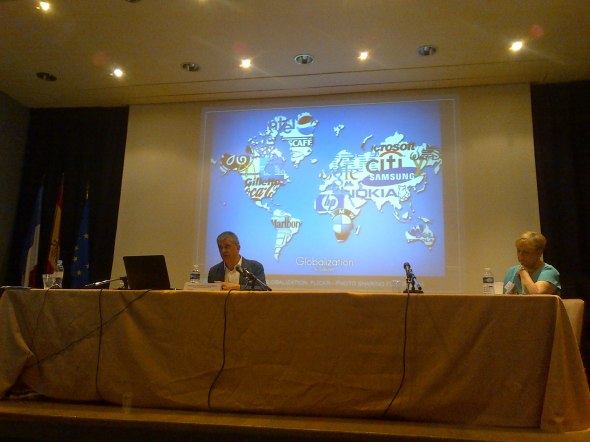 Conférence de F. Moreno. Modératrice : M.L. Sabater.